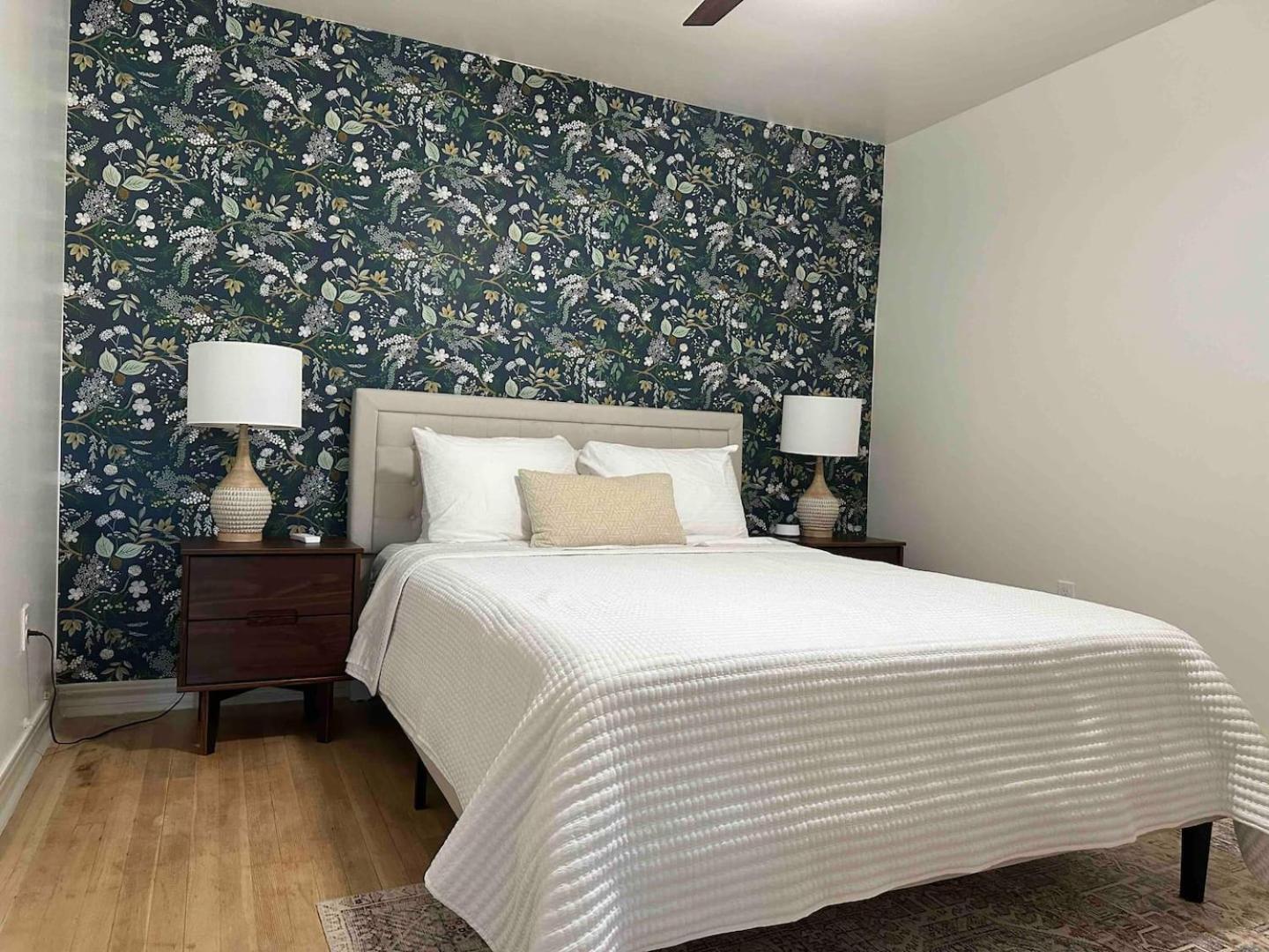 Campus Cottage Kng Bed! Walk To Uco And Downtown Edmond Exteriör bild