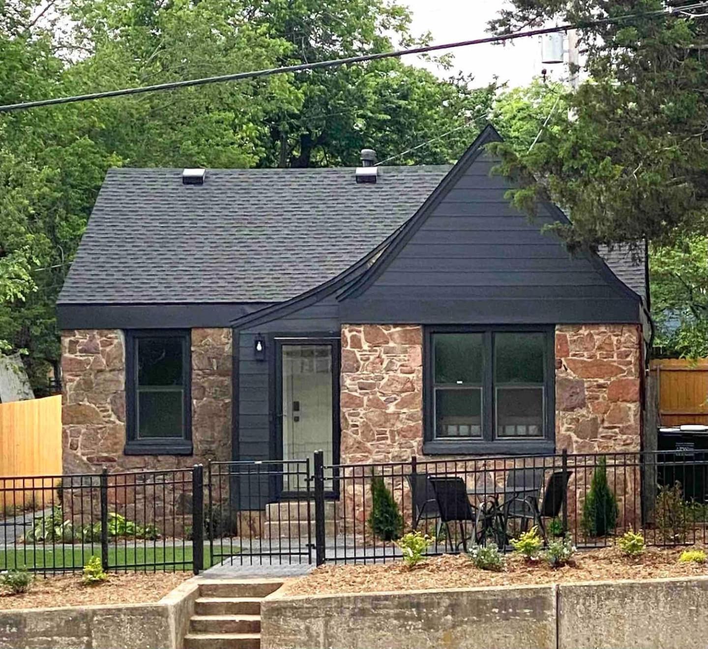 Campus Cottage Kng Bed! Walk To Uco And Downtown Edmond Exteriör bild