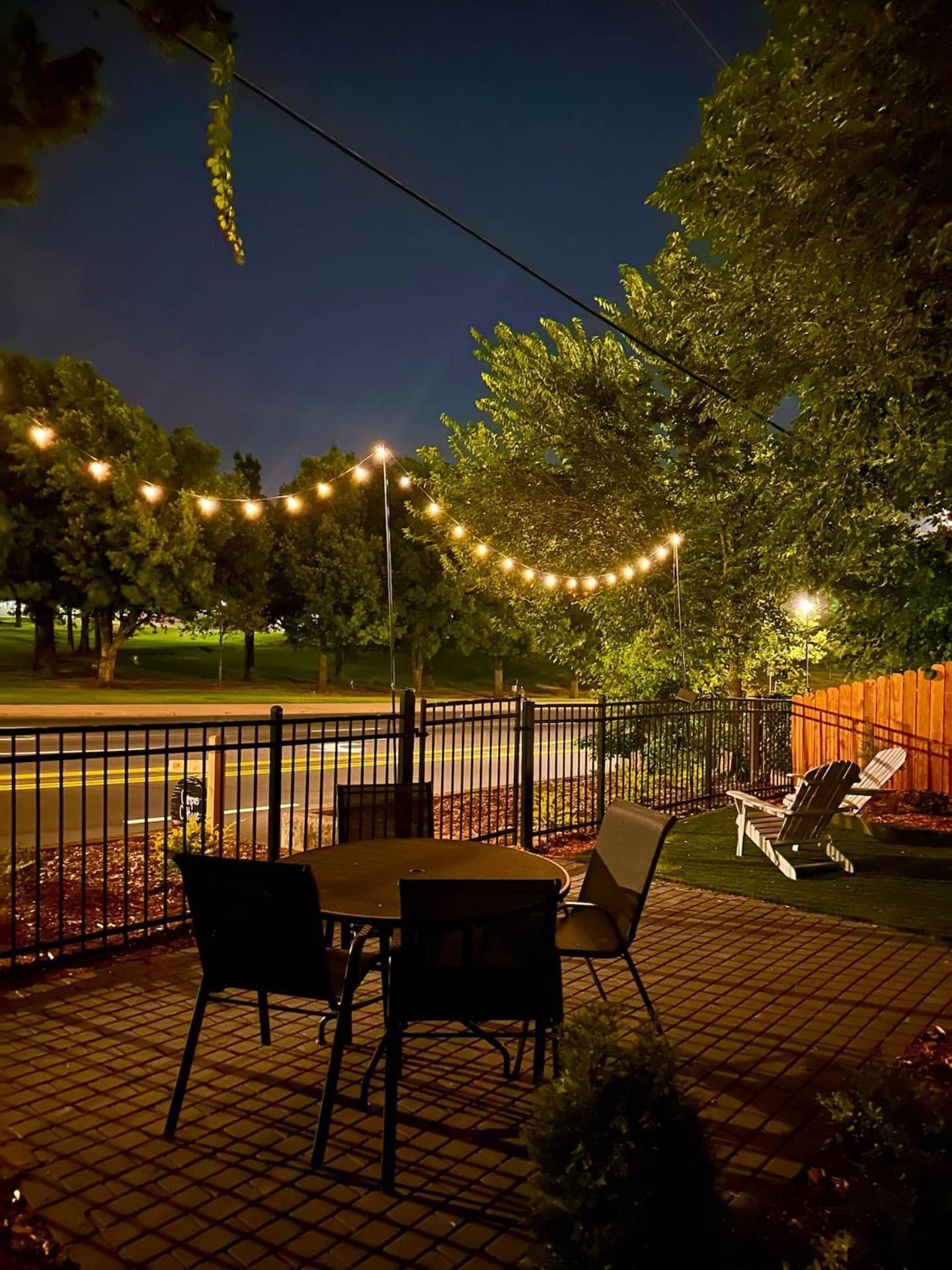 Campus Cottage Kng Bed! Walk To Uco And Downtown Edmond Exteriör bild